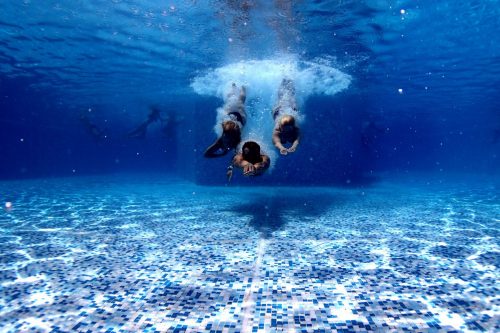 Kleines ABC der Schwimmbadtechnik – Glasmosaik und Glasfliesen Kleines ABC der Schwimmbadtechnik - Glasmosaik und Glasfliesen.